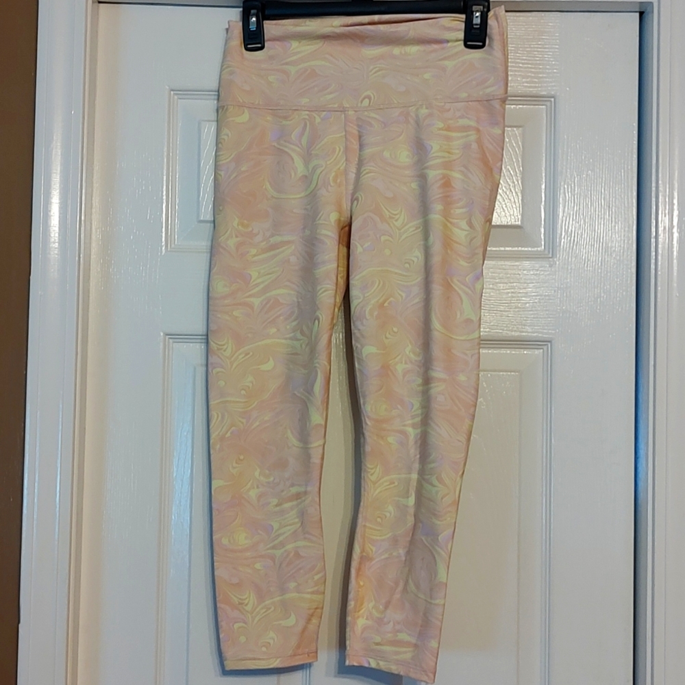 Fabletics capri leggings